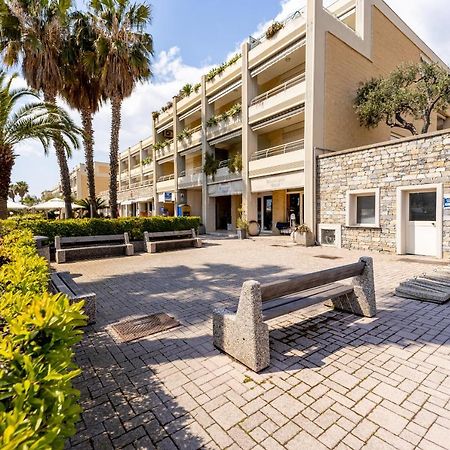 סנטו סטפנו אל מארה Aregai Marina Exclusive Seaside Apartments מראה חיצוני תמונה