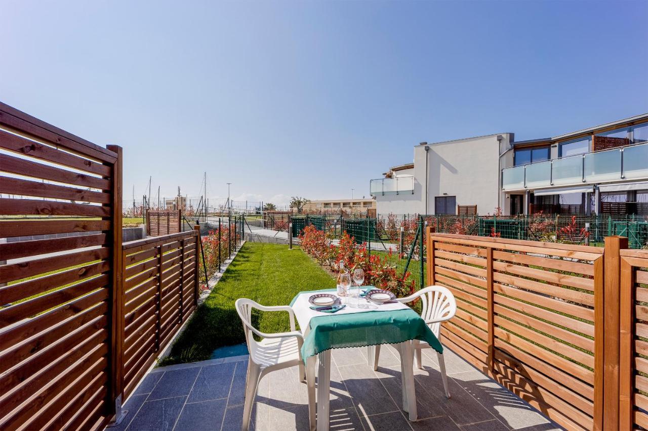 סנטו סטפנו אל מארה Aregai Marina Exclusive Seaside Apartments מראה חיצוני תמונה