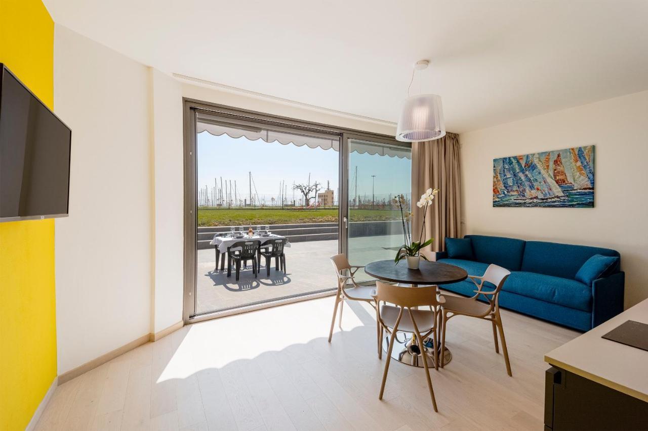 סנטו סטפנו אל מארה Aregai Marina Exclusive Seaside Apartments מראה חיצוני תמונה
